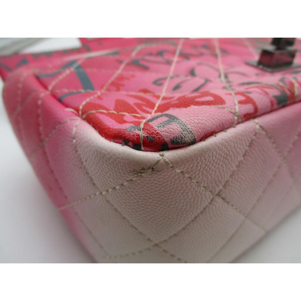 Pink Graffiti Print Quilted Flap Bag Black Chain Strap - Picture 8 of 11